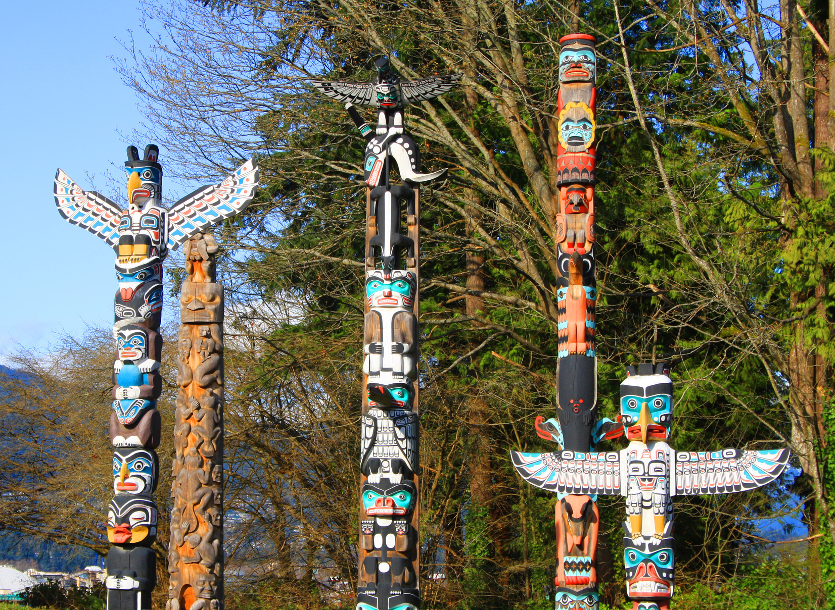 totem pole first nations